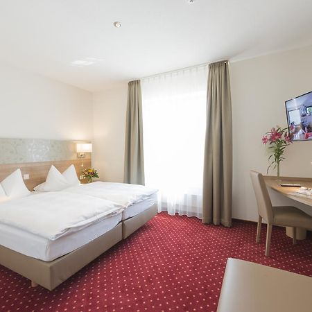 Hotel Restaurant Baeren イスニー・イム・アルゴイ エクステリア 写真